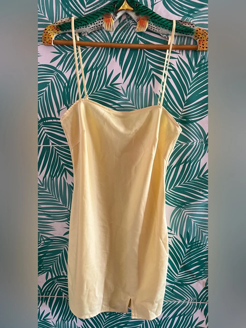 Polly lemon Yellow satin Slip mini Dress with Spaghetti Straps Sz 4